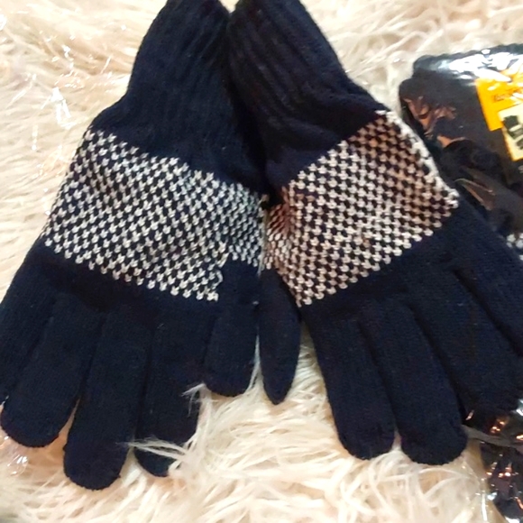 NEW Selina Knit Gloves - Unisex - Picture 4 of 5